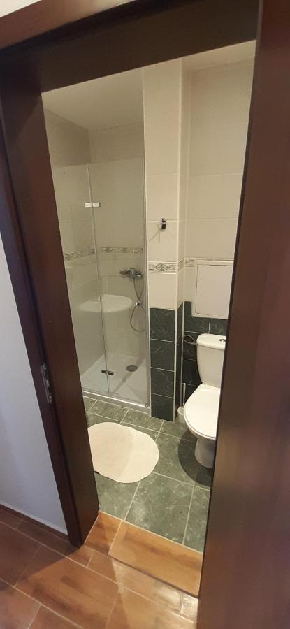 Hotel Felicia Kaluža Buitenkant foto