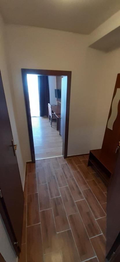 Hotel Felicia Kaluža Buitenkant foto