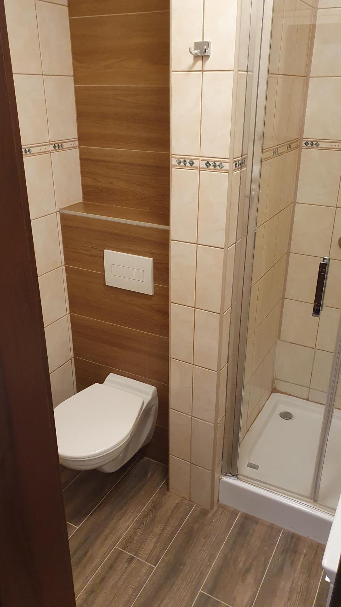 Hotel Felicia Kaluža Buitenkant foto